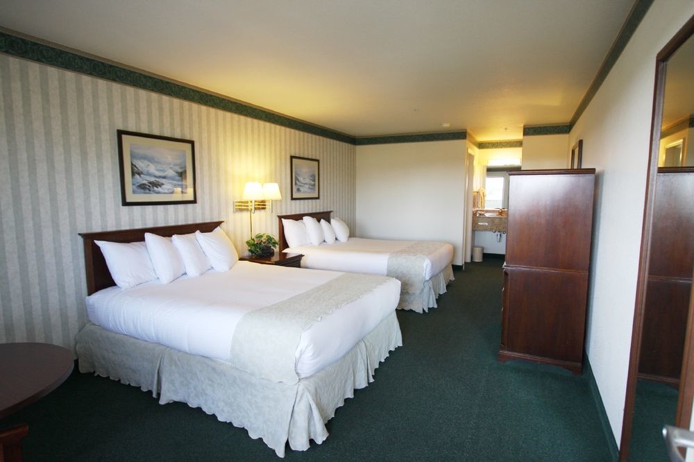 Emerald Dolphin Inn & Mini Golf Fort Bragg Exterior foto